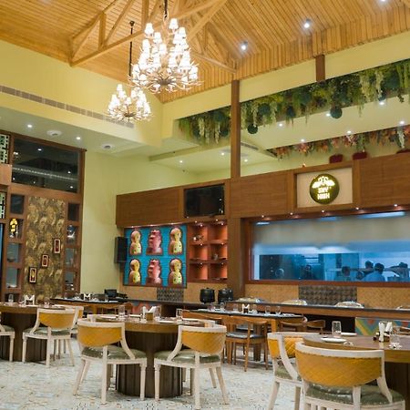 Clarks Inn Suites Кангра Екстер'єр фото