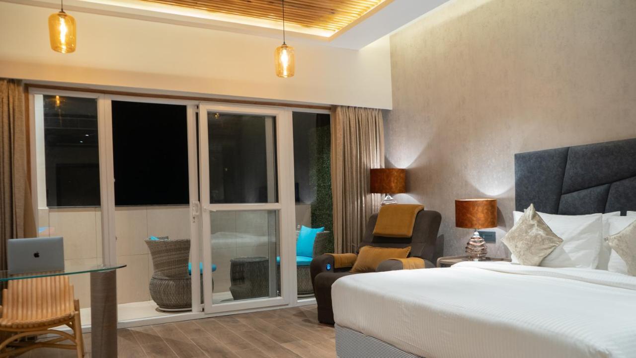 Clarks Inn Suites Кангра Екстер'єр фото