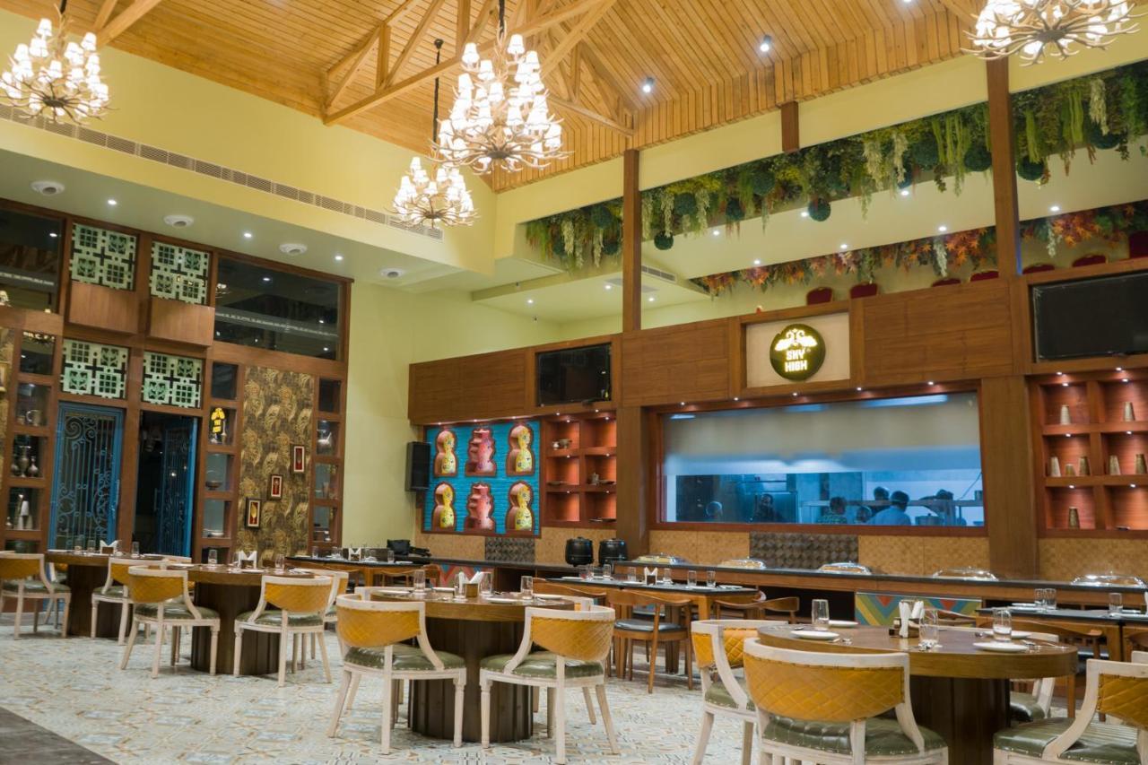 Clarks Inn Suites Кангра Екстер'єр фото