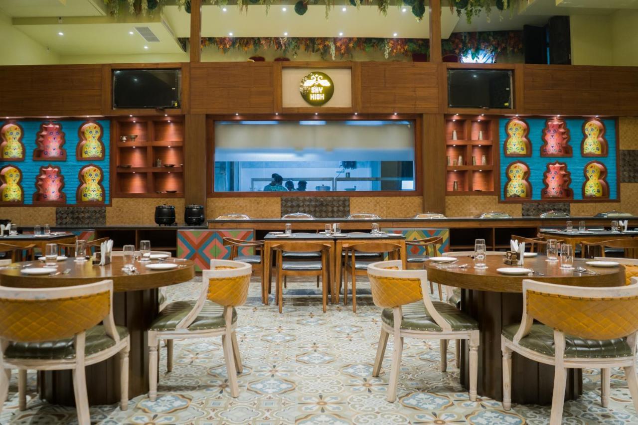 Clarks Inn Suites Кангра Екстер'єр фото
